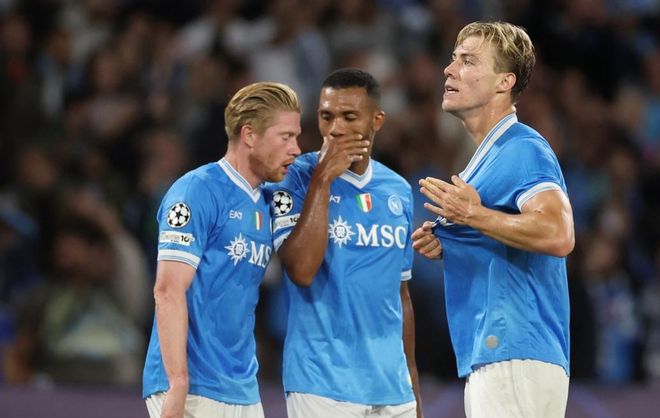 力拼欧冠资格，主帅主将积极续约：喜鹊军团熬过