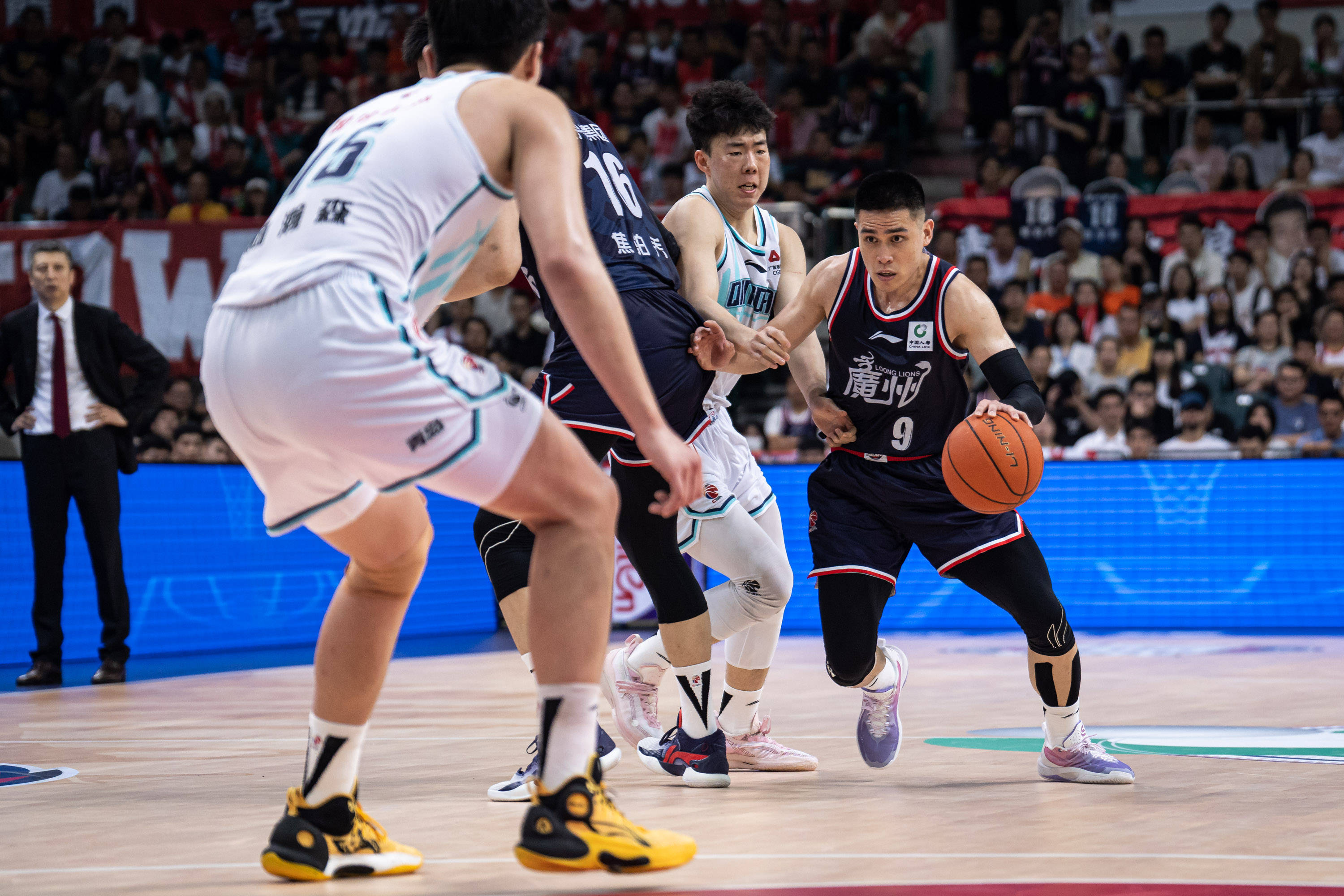 联盟对其个 联盟对其个