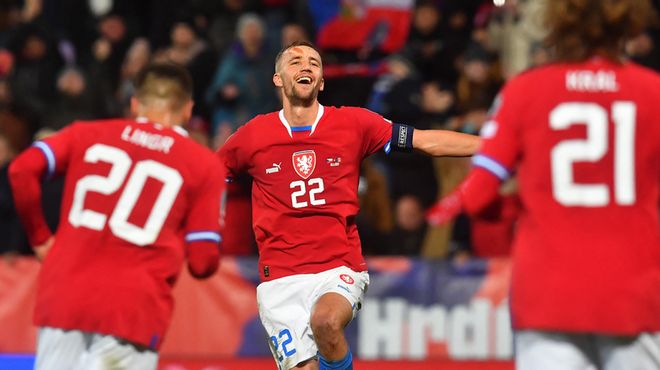 格的关键因 格的关键因